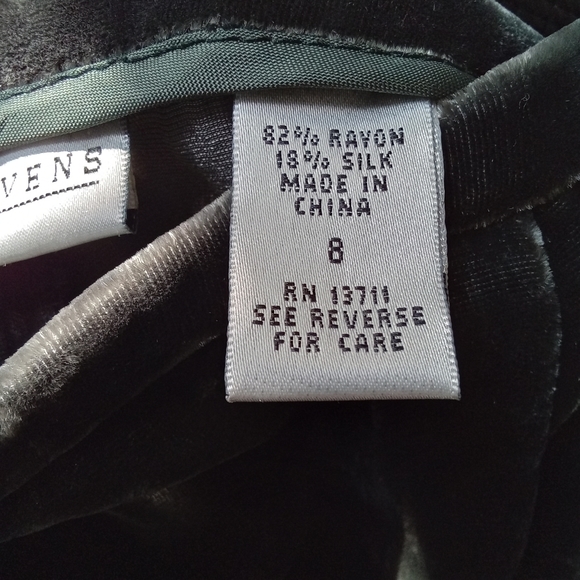Valerie Stevens Velvet Three Piece Women Pants Set , size 8, Green - Picture 6 of 7
